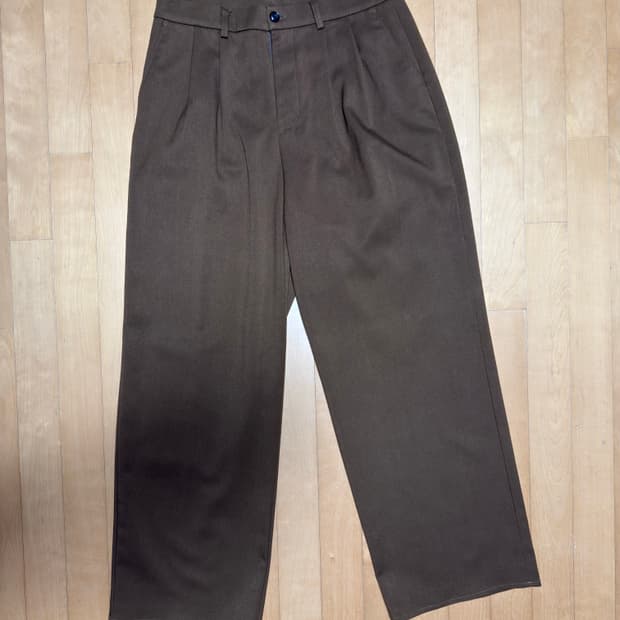 add 브라운 슬렉스