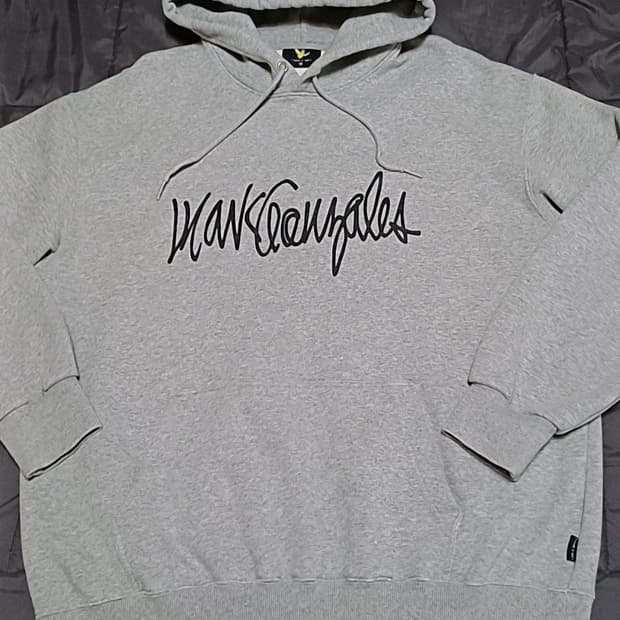 와릿이즌 오버핏후드 105 가슴64 기장75