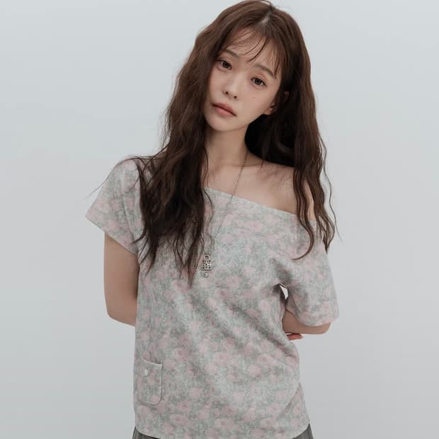 플라워 오프숄더 숏슬리브