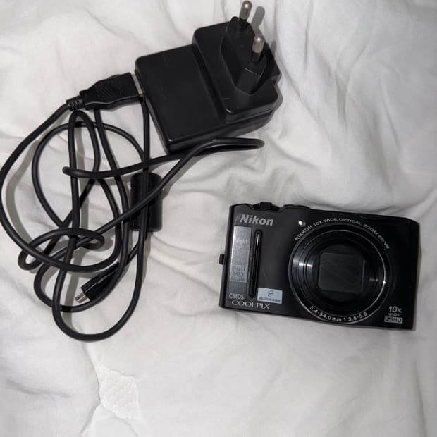 니콘 쿨픽스 s8100 디카
