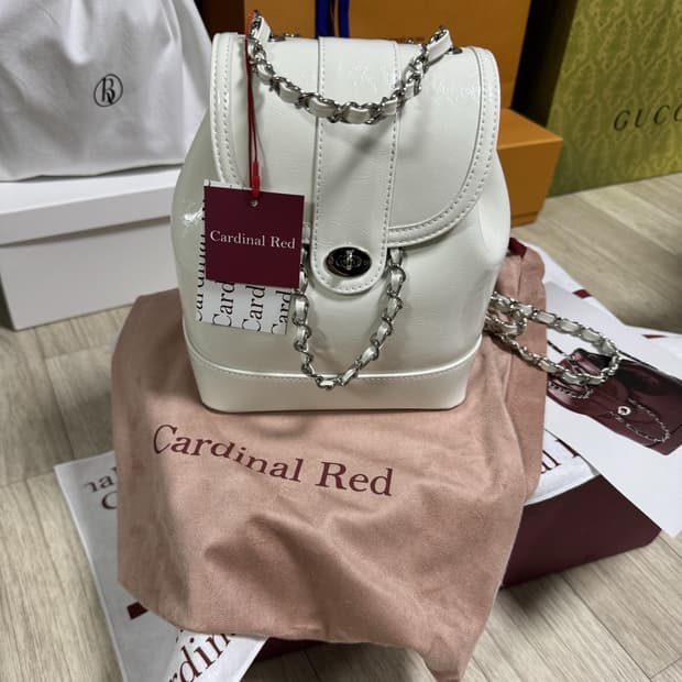 카디널레드 하우아백 화이트