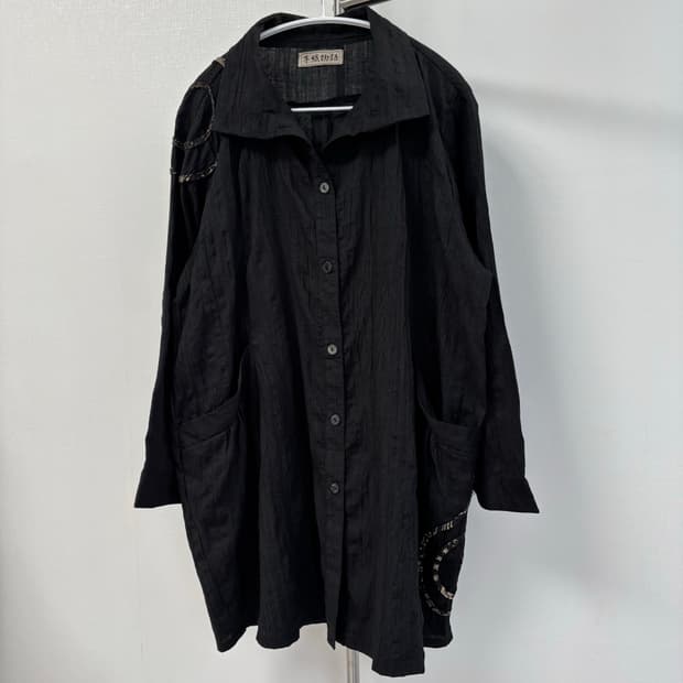 돌돌 파이핑 포인트 오버사이즈 셔츠