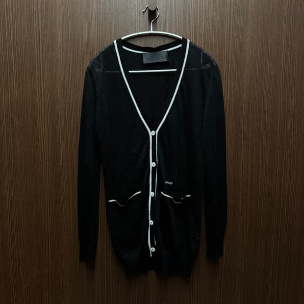 럭키슈에뜨 가디건 