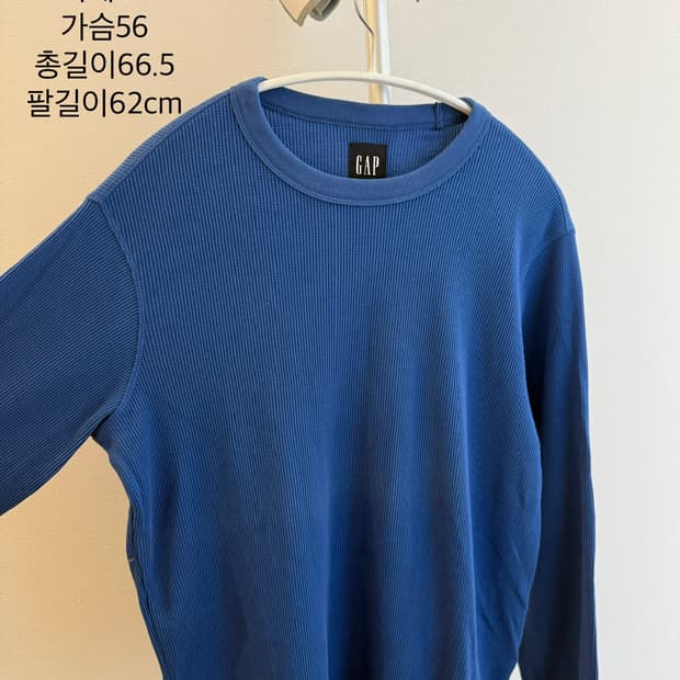 갭 긴팔티셔츠 s