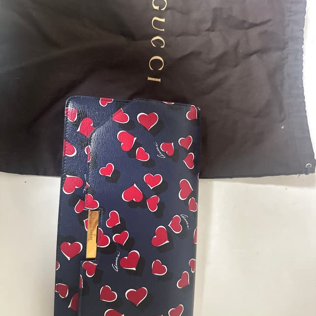 구찌발렌타인베티컬랙션 클러치백