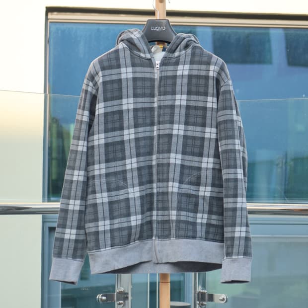 울리치 체크패턴 후드집업
