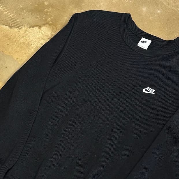 L 나이키 블랙 코튼 니트