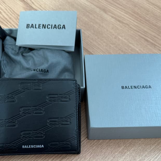 발렌시아가 박스 카프스킨 엠보노 모노그램 스퀘어 반지갑