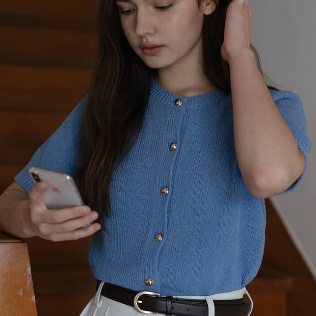 틸아이다이 로지 하프 슬리브 가디건 라운드 반팔 니트 F