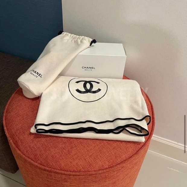 샤넬뷰티 겨울 기프트 블랭킷 무릎담요 여행담요