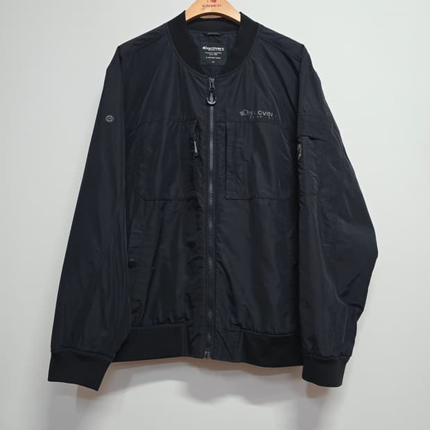 디스커버리 블랙 봄버 자켓105