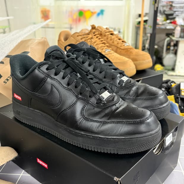 나이키 슈프림 에어포스 1 로우 블랙 290
