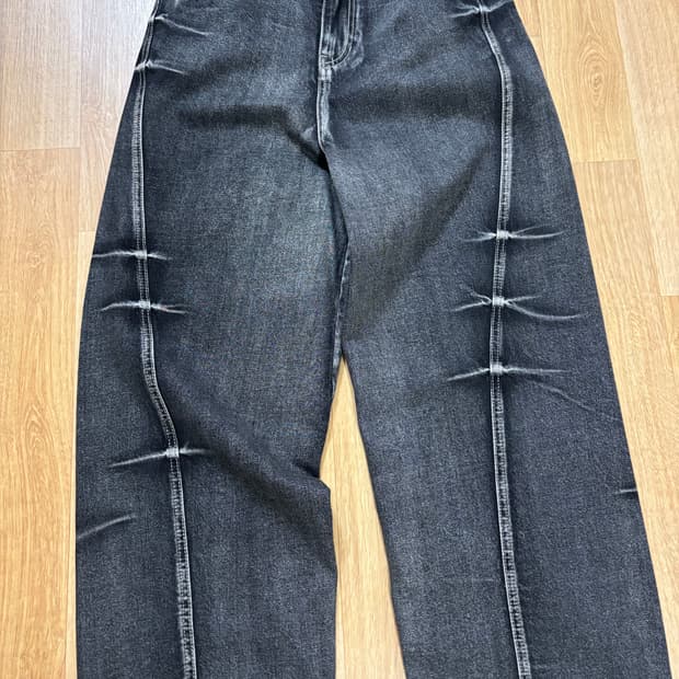 메종미네드 핀치 데님 46스탠다드 블랙색상 판매합니다