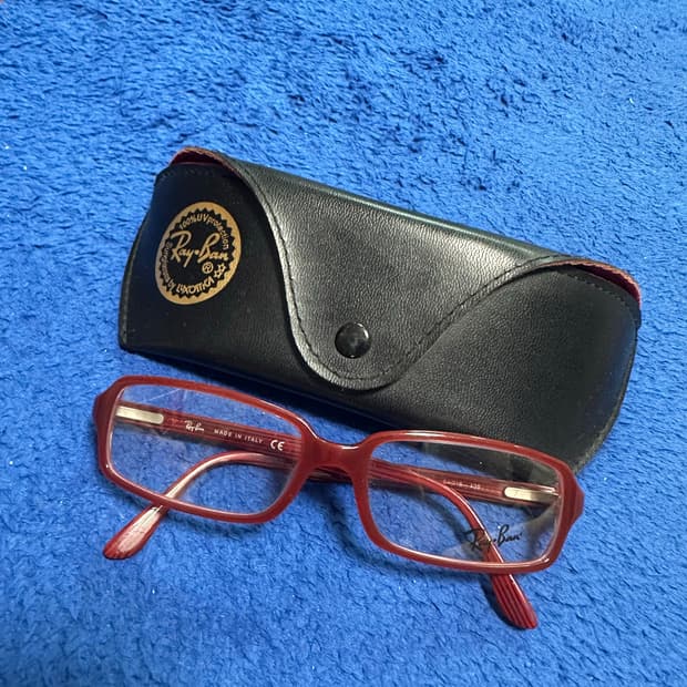 Rayban 레이벤 와인색 뿔테안경