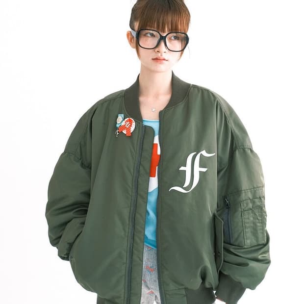 샵페어리 봄버자켓 카키 구해요 