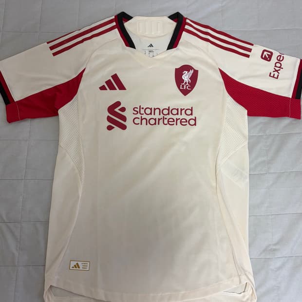 25/26 리버풀 어웨이 어센틱 유니폼