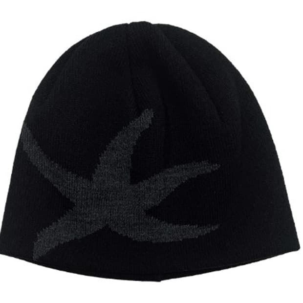 더콜디스트모먼트 tcm starfish beanie (black)