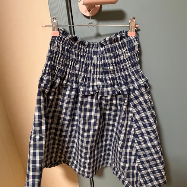 썸플레이스 치마