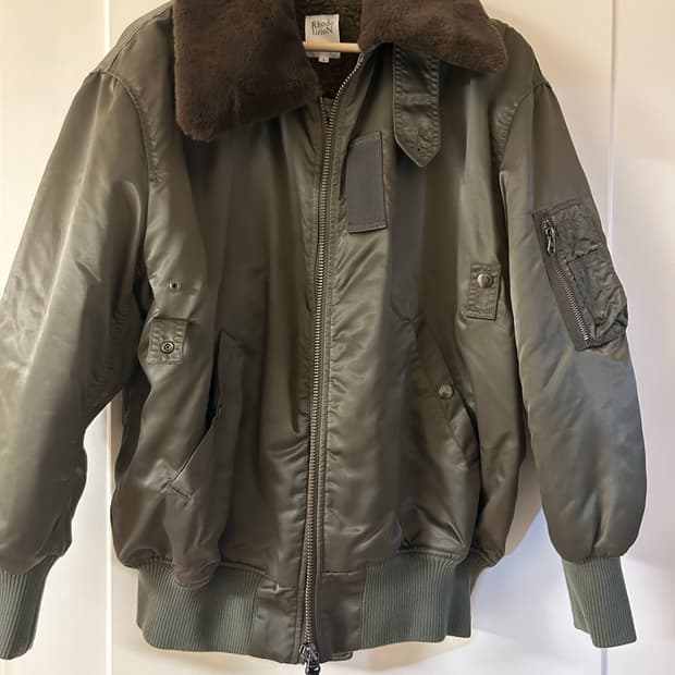 에크루 일본브랜드Rhodo lirion 야상 퍼 자켓