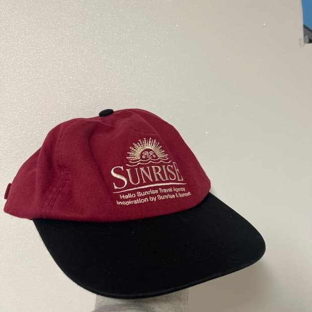 헬로선라이즈 캡