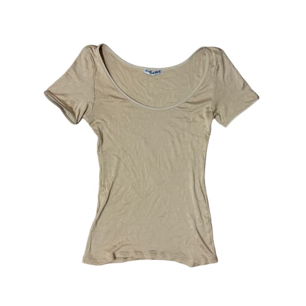 ISSEY MIYAKE BEIGE TOPS