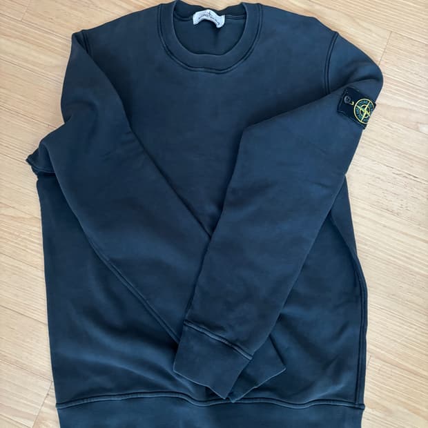 스톤아일랜드 맨투맨 정품 L 사이즈