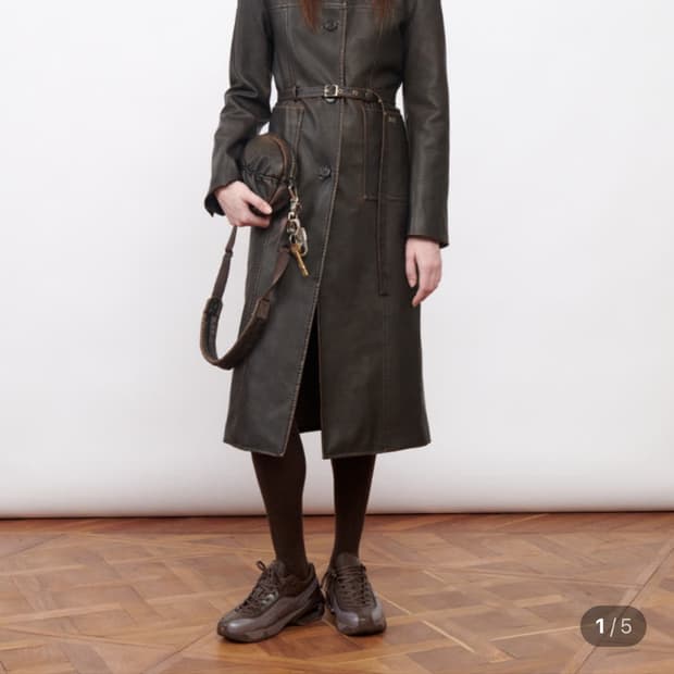 기준 Kijun 페이크 레더 스티치 코트 다크 브라운