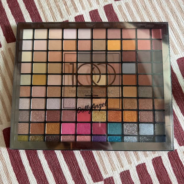 100색 일본브랜드 DollyAngel 아이섀도우 팔레트 키치 갸루