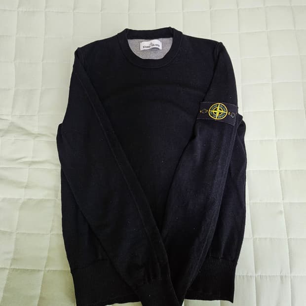 S급 스톤아일랜드 블랙 니트 급처