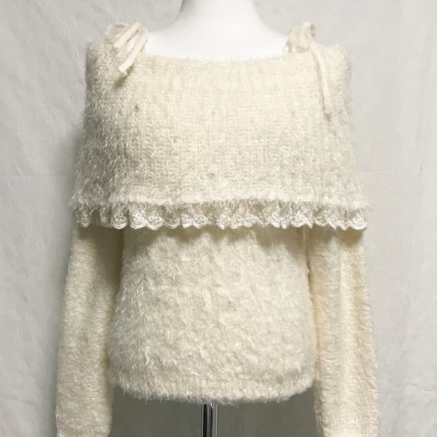 빈티지 액시즈팜 히메갸루 라떼갸루 진주 레이스 오프숄더 니트