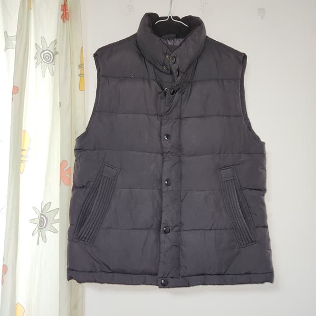 스파오 오리털 패딩 조끼XL