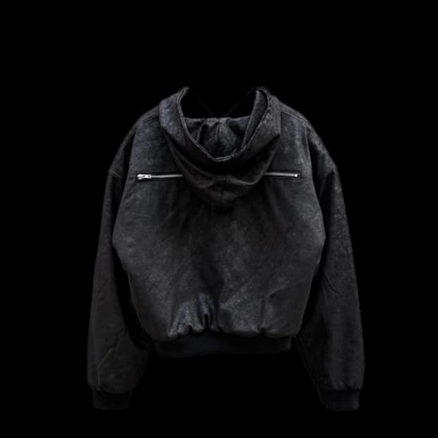프리아큐파이 크랙 스킨 후드 봄버 자켓