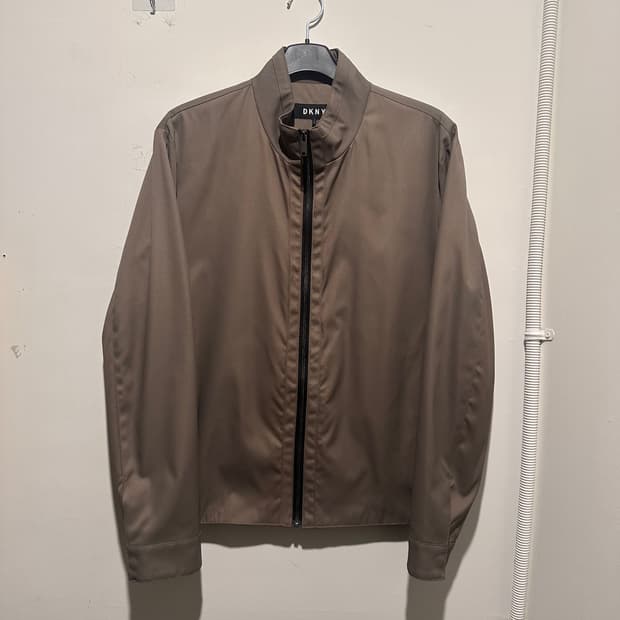 DKNY 카키 자켓