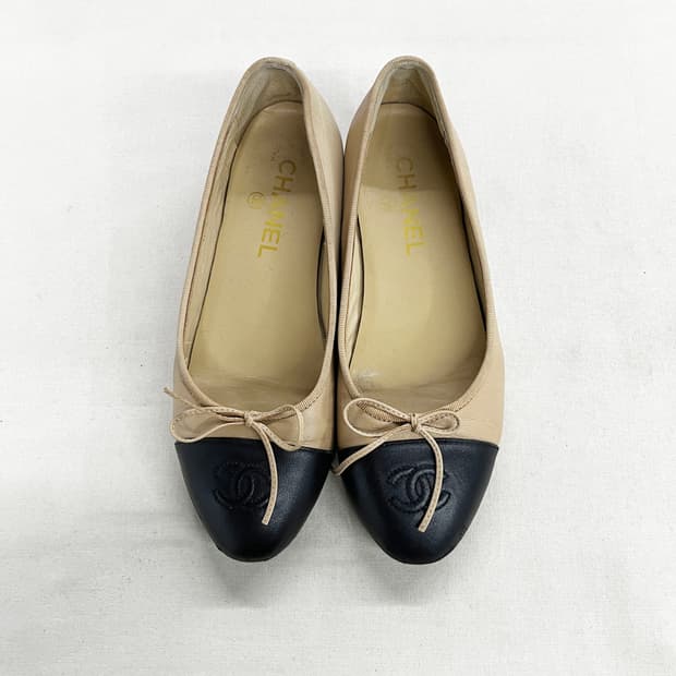 샤넬 발레리나 플랫 슈즈 (250)