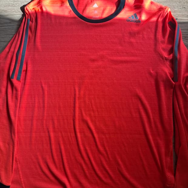 아디다스 기능성 트레이닝복