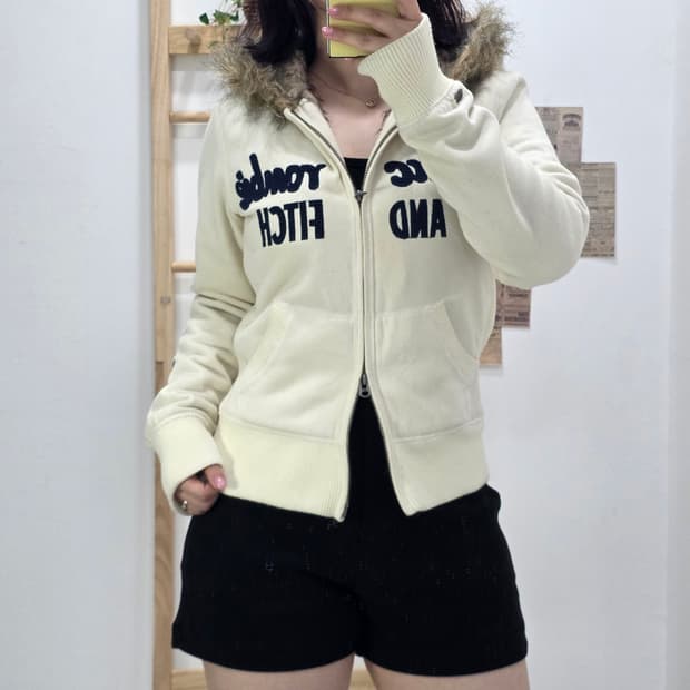 [프립]M/딱붙핏 아베크롬비 투웨이 퍼 후드집업 아이보리