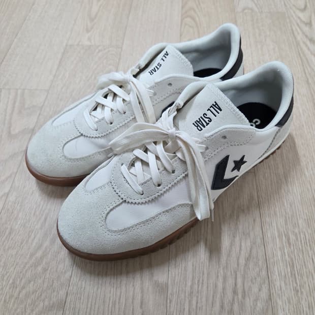 컨버스 런스타 트레이너 에그렛 260