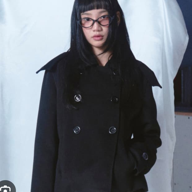 [삽니다] 로긴앤로지 hood pointed half coat 블랙