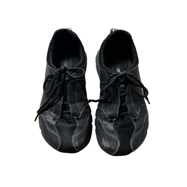 컬미넌트 스니커즈