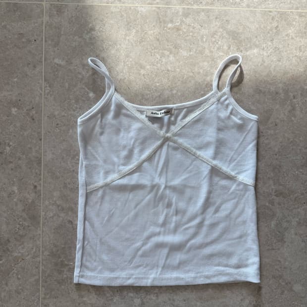 레이스 슬리브리스