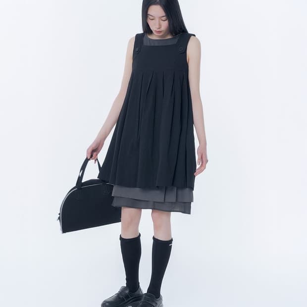미세키 서울 플리츠 버튼 돌 드레스 블랙