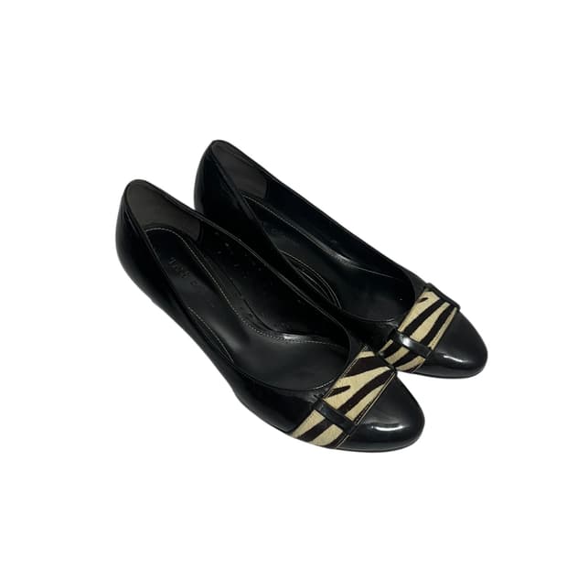 tess 블랙 레더 제브라 토 힐 240