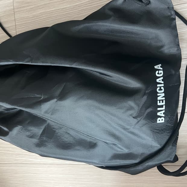 (정품/1회착용)발렌시아가 그래피티 슬립온