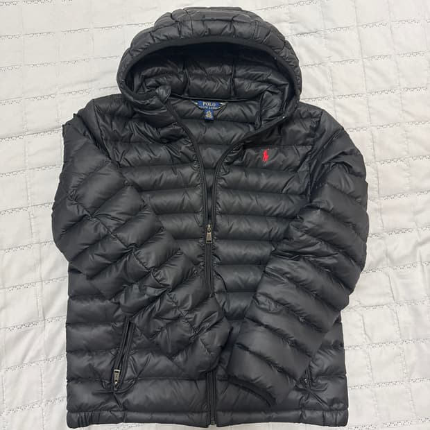 폴로 경량패딩