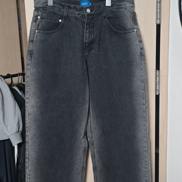 데케트 mid Rise Wide black side  jeans

 32