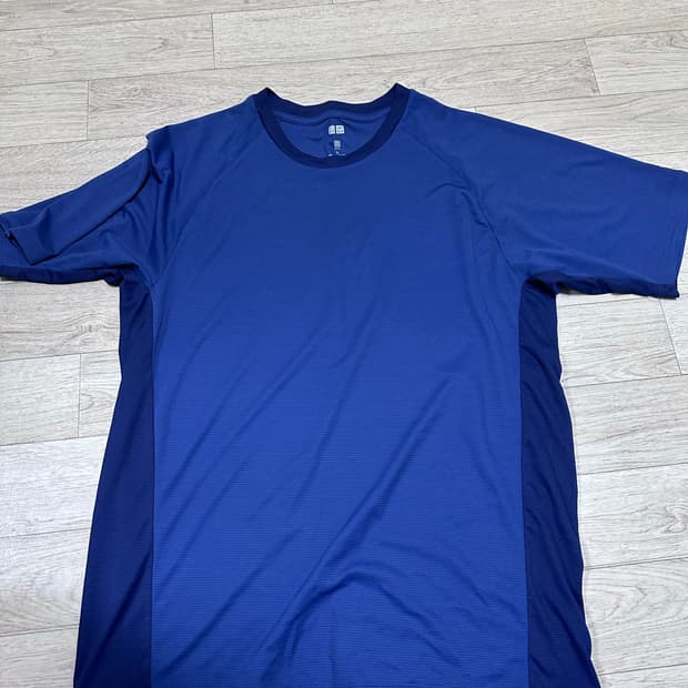 (L) 유니클로 드라이 반팔 네이비블루