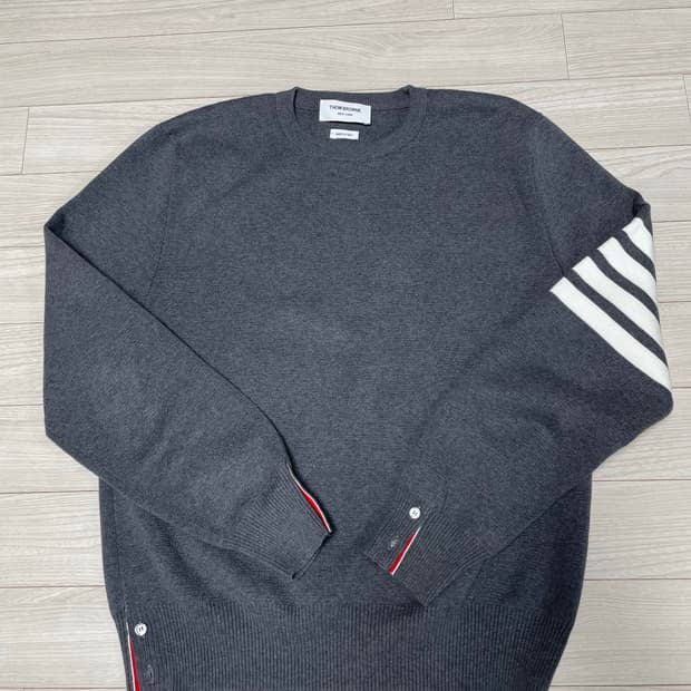 톰브라운 밀라노 스티치 니트 그레이(4사이즈)