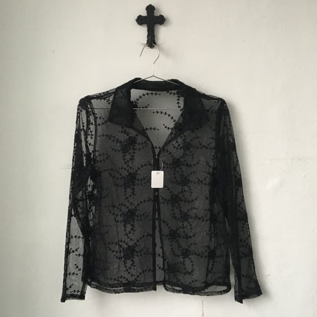 Pattern see through shirt