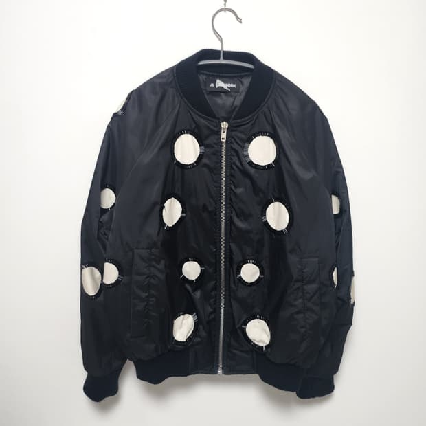 JS. NEW YORK 브랜드의 블랙 봄버 자켓