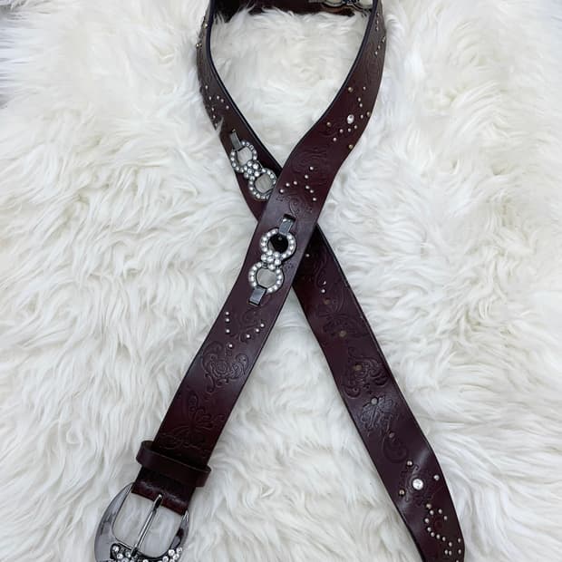 리얼레더 오리엔탈 큐빅 버클 벨트